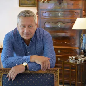 Stefan Schulz, Inhaber des Brunswiker Antik Pavillon